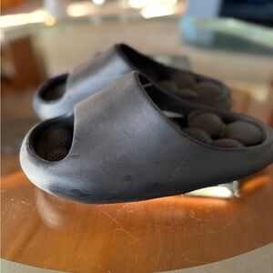 Chunky Black Slide Sandals Men’s Size 11